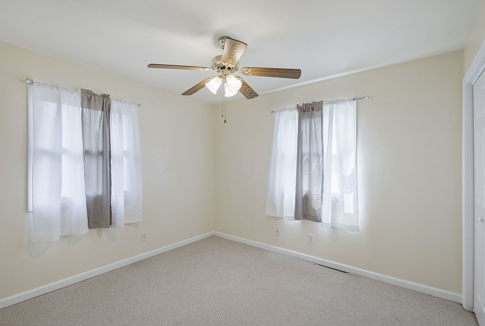 624 Melrose Lane Property Photo 11