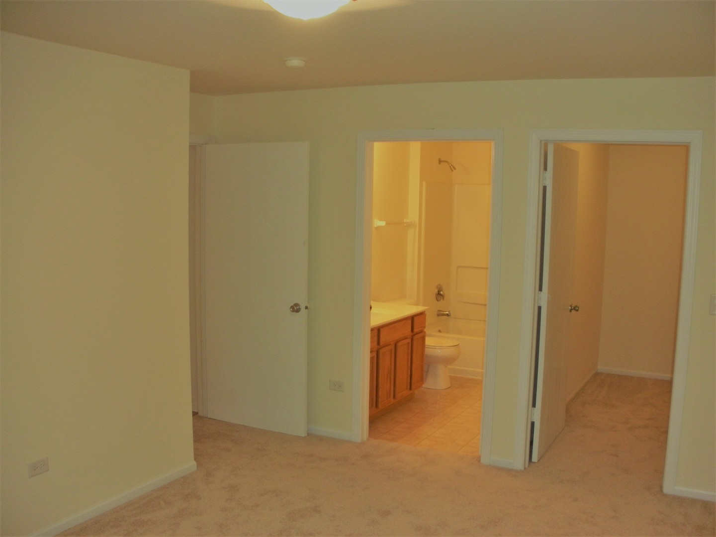 2207 Silverstone Drive 2207 Property Photo 8