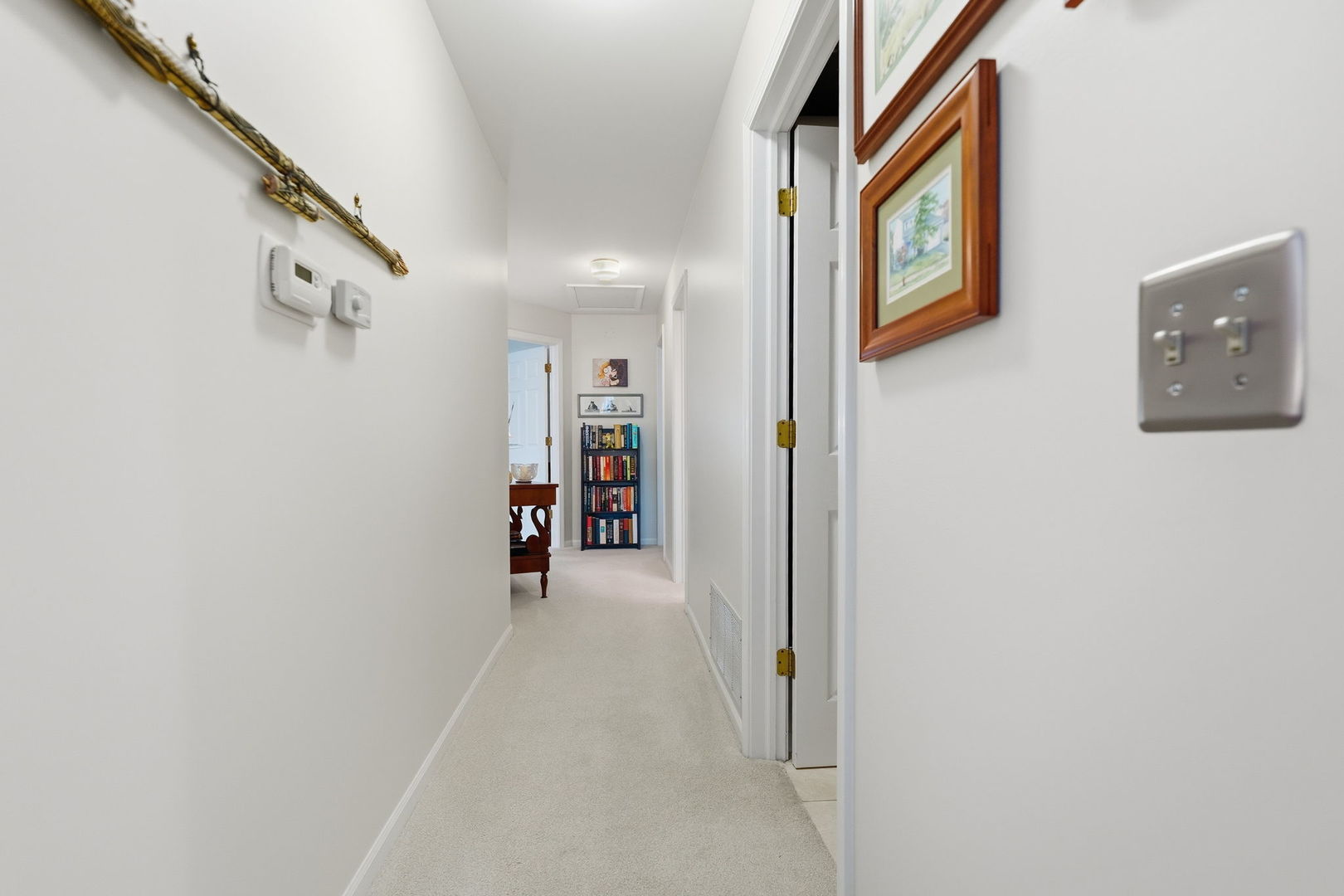 617 Edinburgh Lane B Property Photo 7