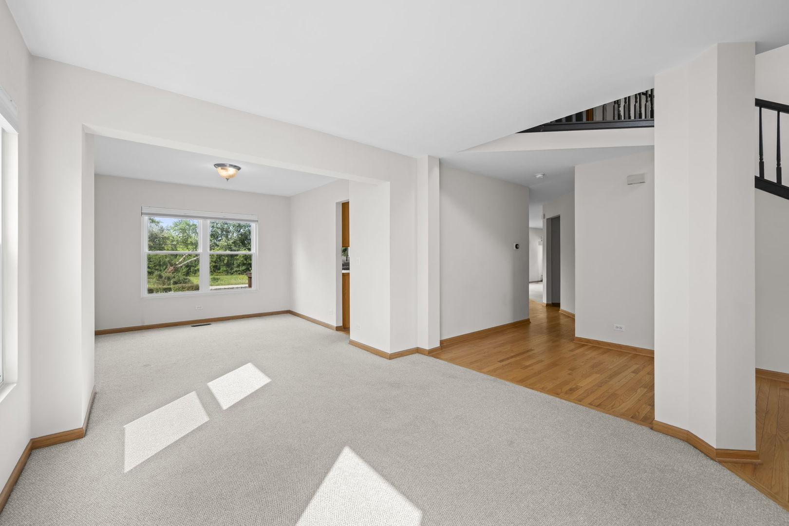 2072 Norwich Drive Property Photo 11