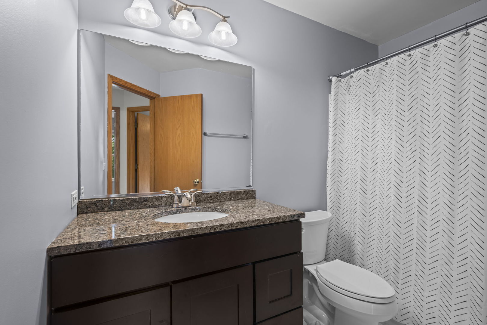 2072 Norwich Drive Property Photo 37