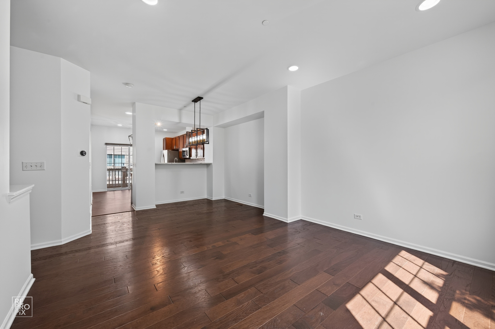 220 Laurel Avenue Property Photo 3