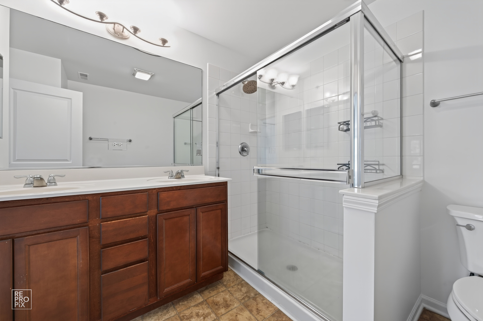 220 Laurel Avenue Property Photo 18
