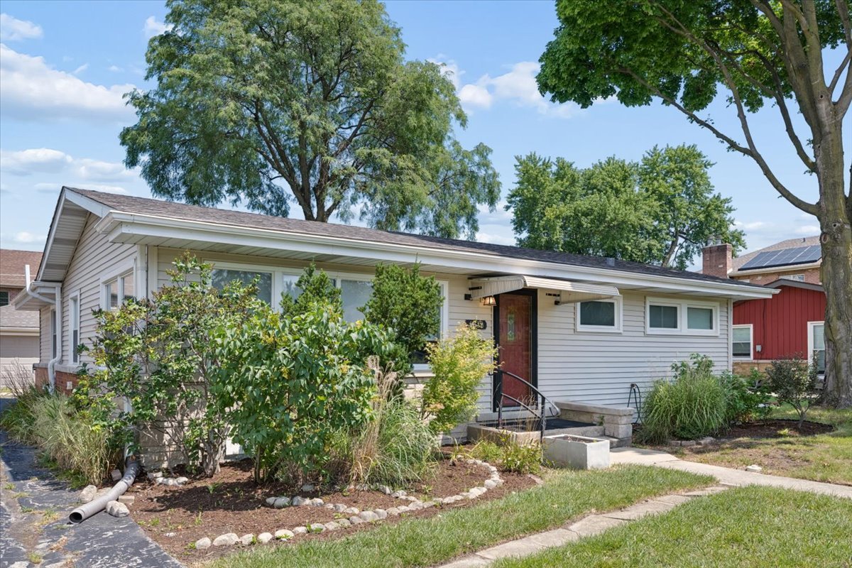 6838 Beckwith Road Property Photo 1