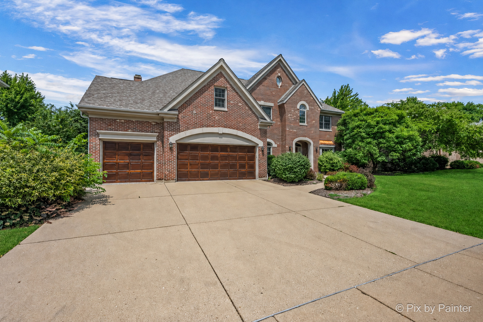 1105 Thoroughbred Circle Property Photo 2
