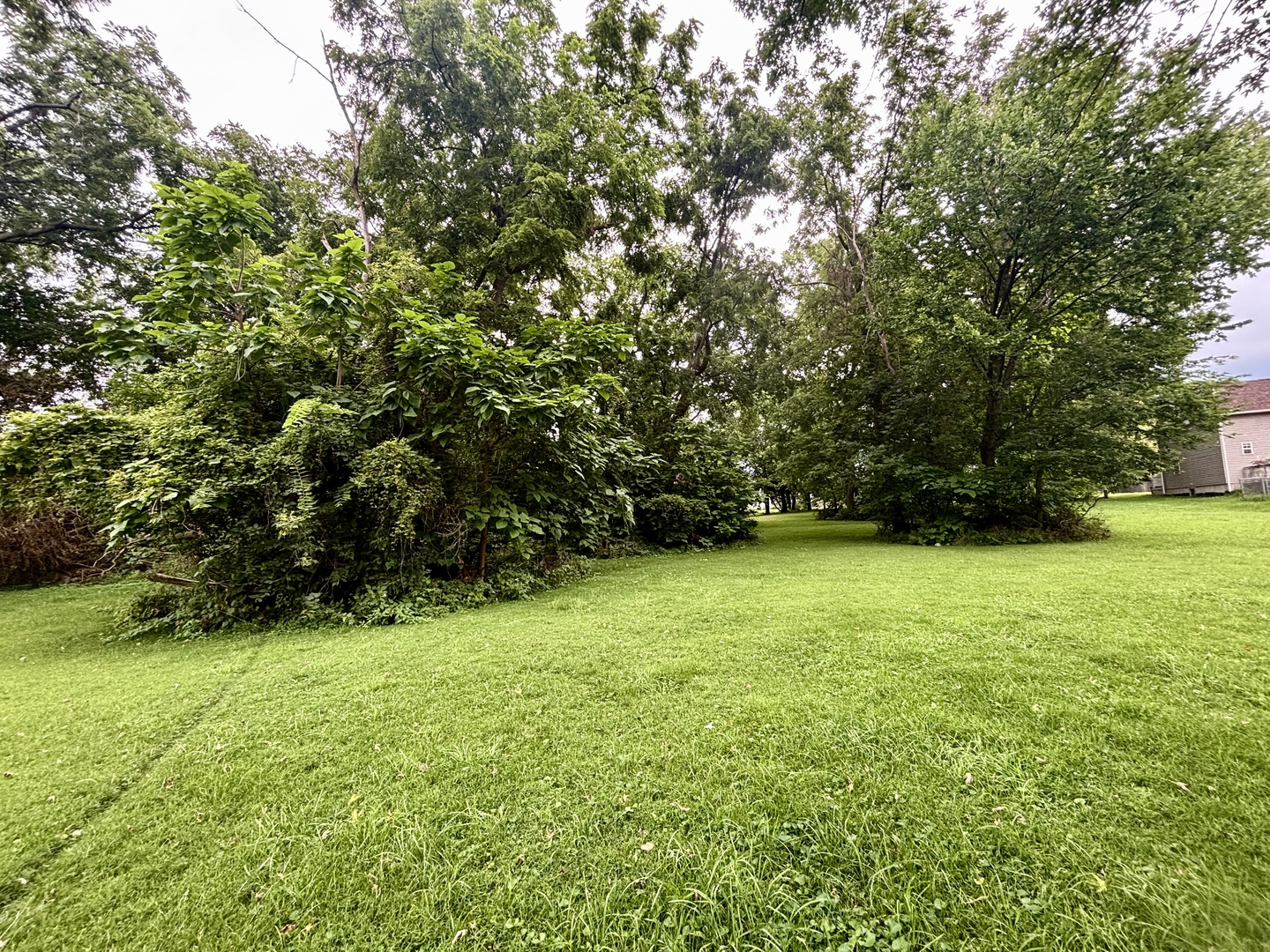 524 W Lincoln Avenue Property Photo 5