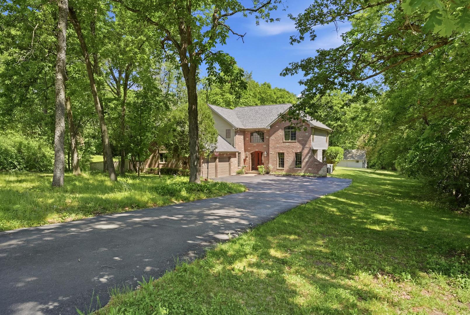 26792 W Lakeview Drive Property Photo 4
