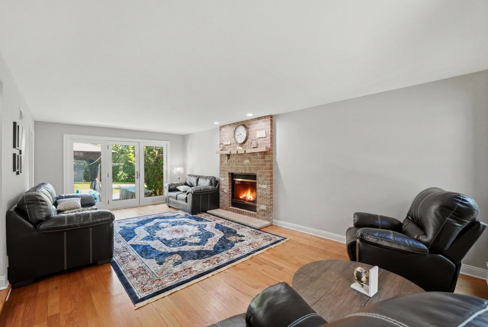 26792 W Lakeview Drive Property Photo 8
