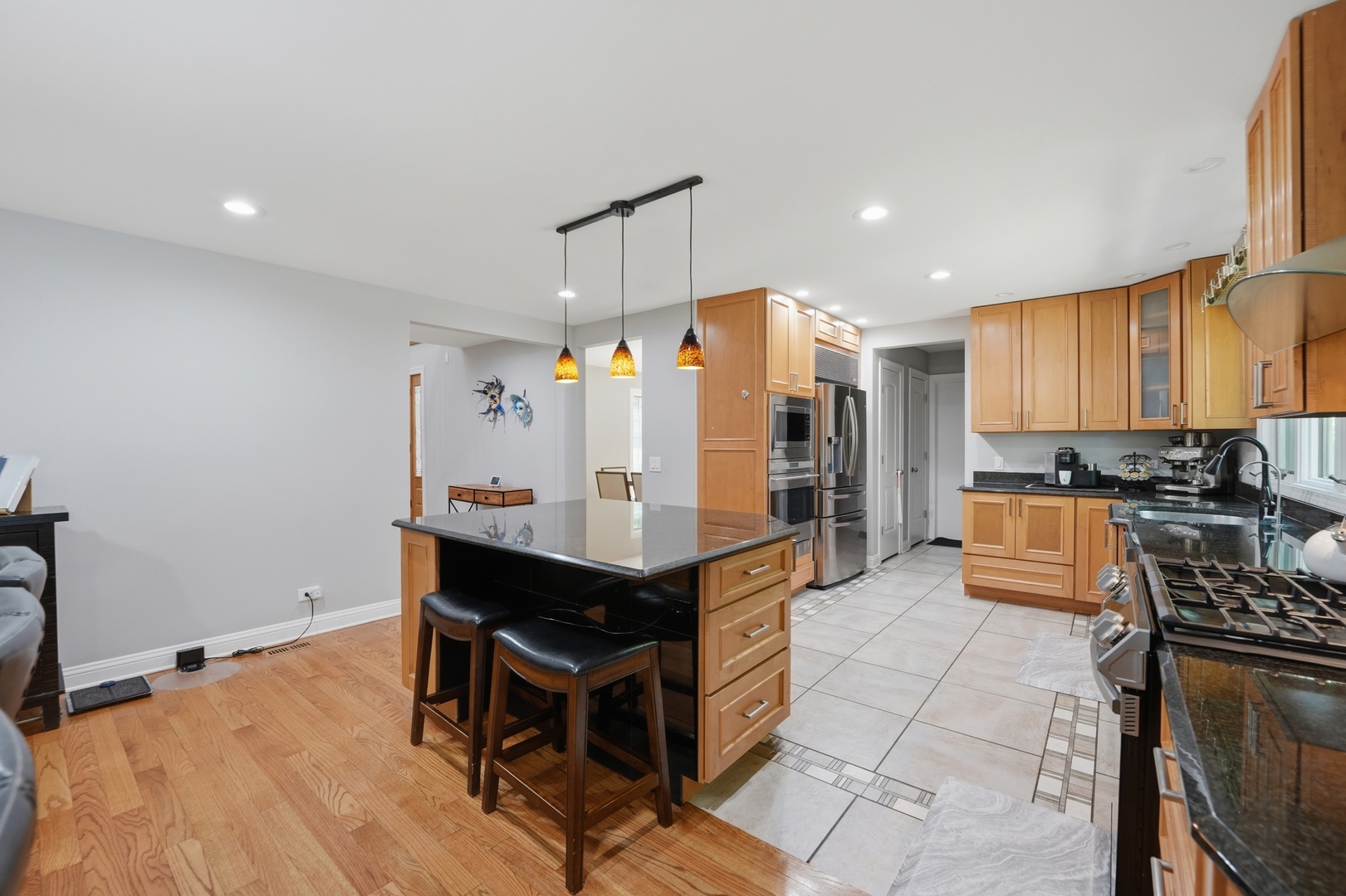 26792 W Lakeview Drive Property Photo 11