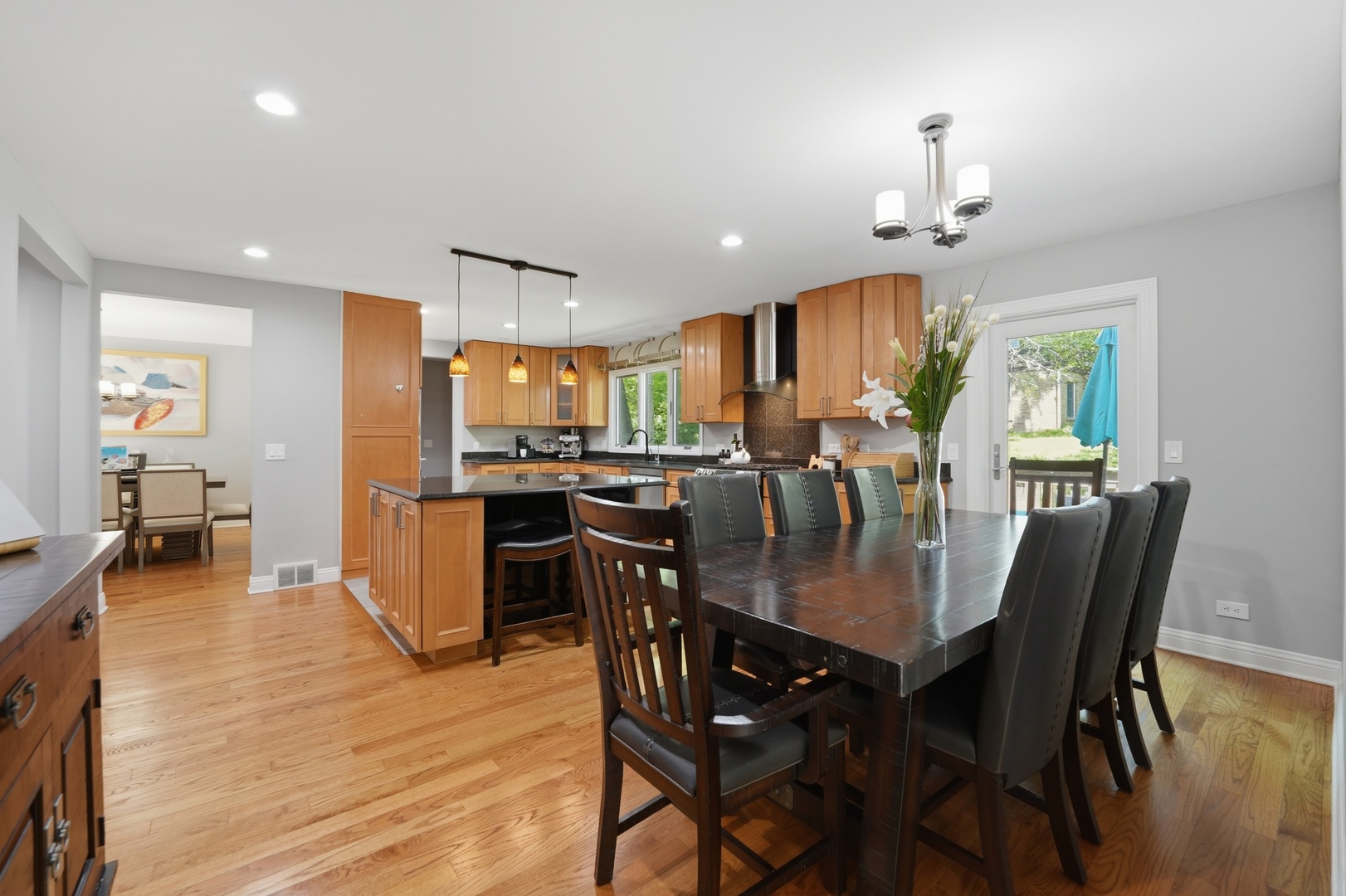26792 W Lakeview Drive Property Photo 13