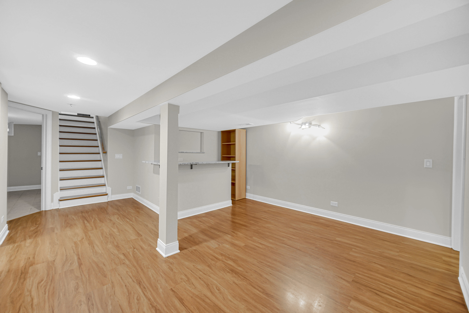 5526 Washington Street Property Photo 16