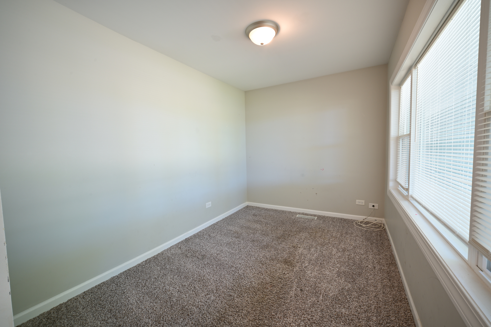 2703 Cardinal Drive Property Photo 6