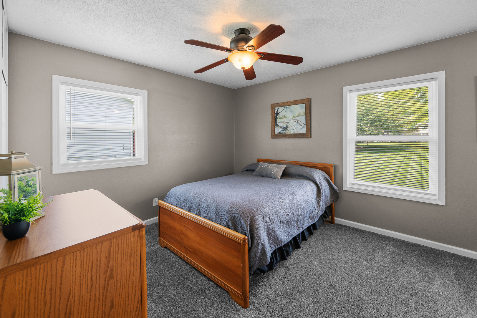 2412 Maplecrest Road Property Photo 12