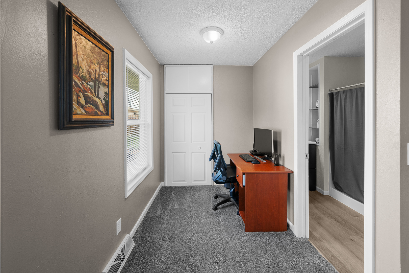 2412 Maplecrest Road Property Photo 14