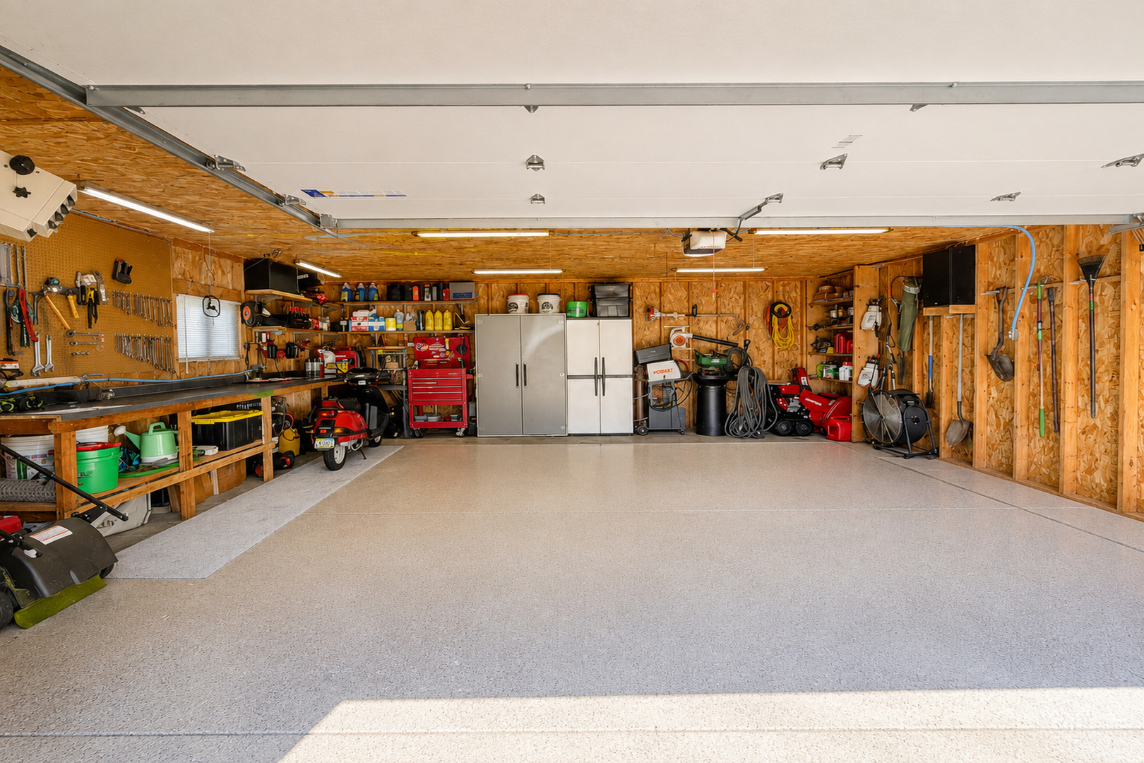 2412 Maplecrest Road Property Photo 27