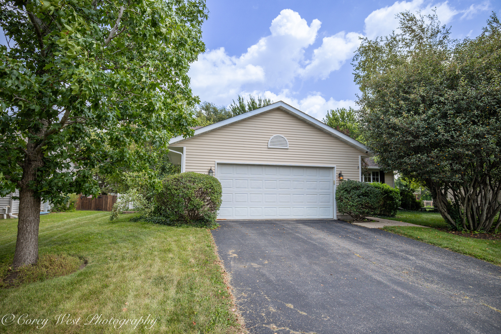 1164 Quail Run Property Photo 1