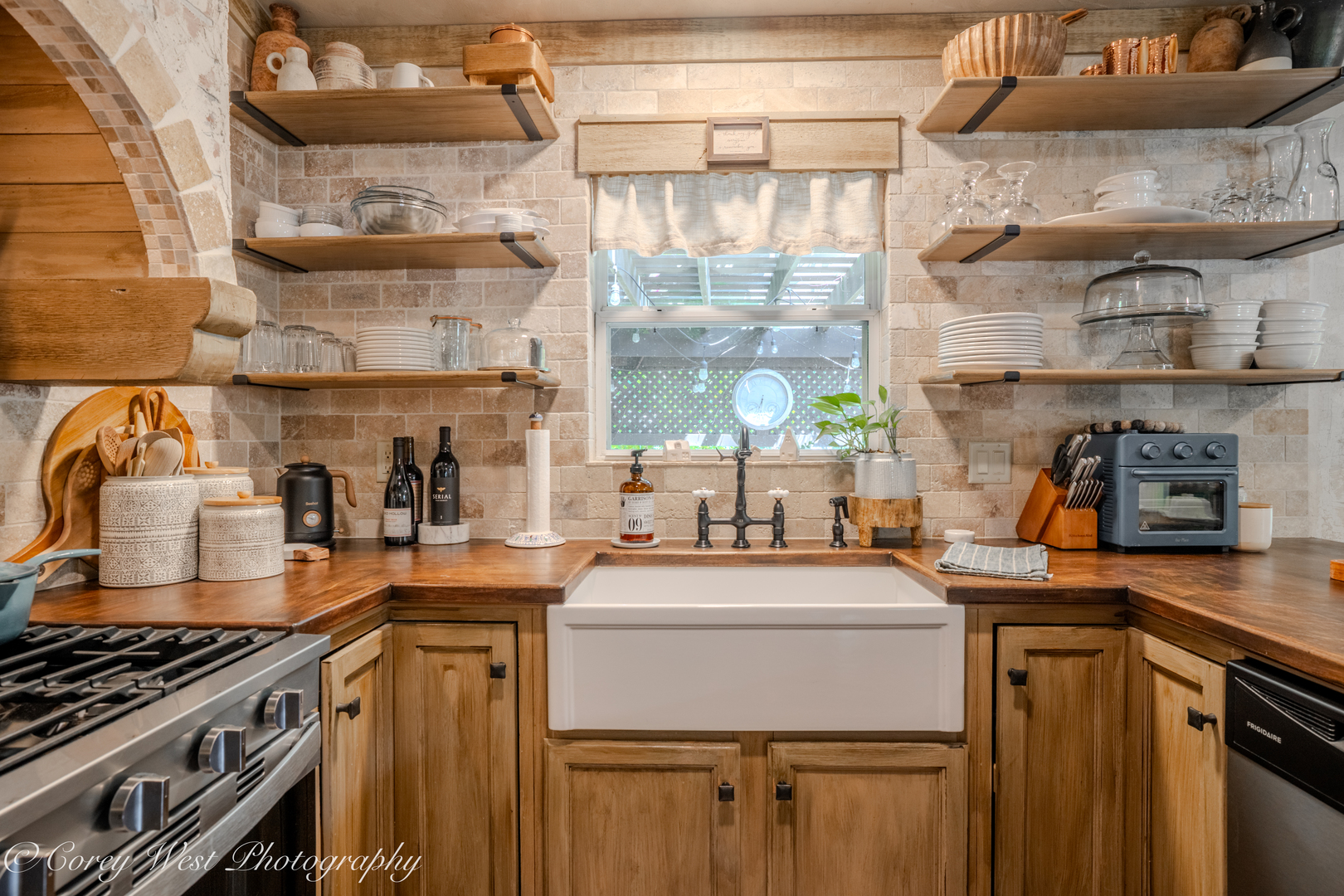 1164 Quail Run Property Photo 15