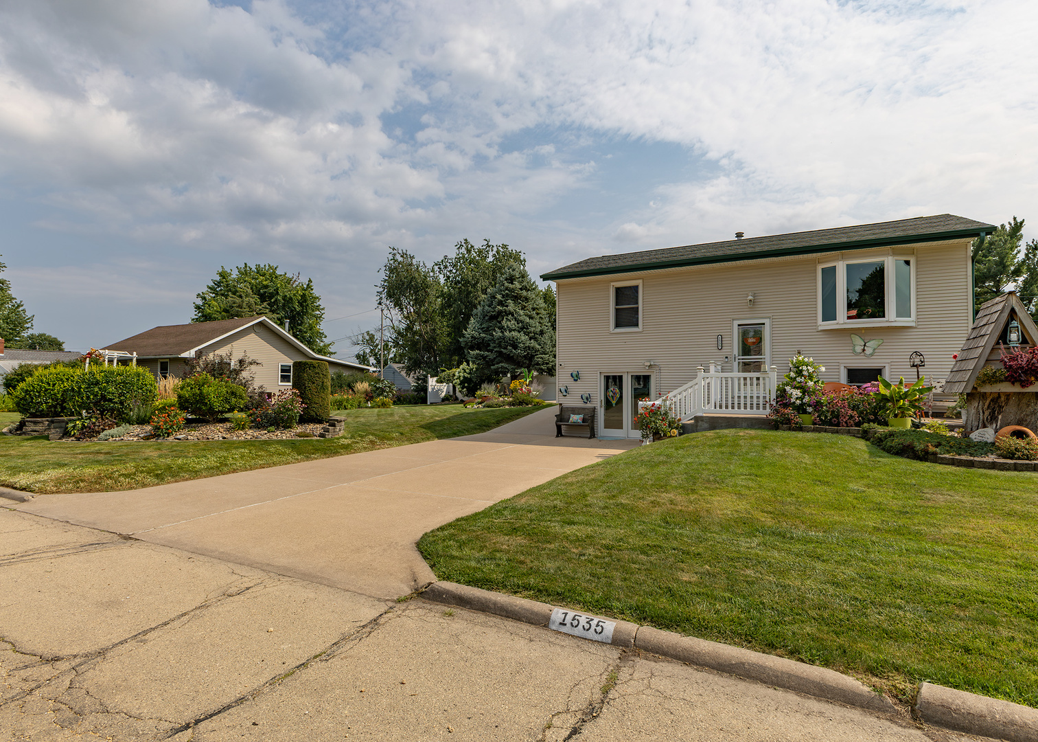 1535 Prospect Avenue Property Photo 3
