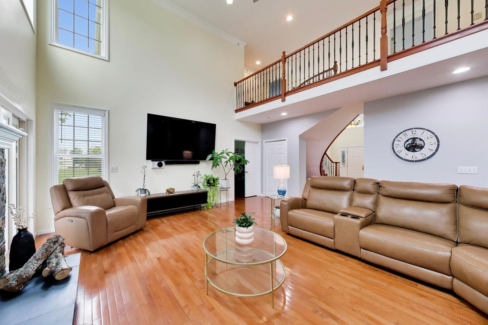 5667 Notting Hill Road Property Photo 10