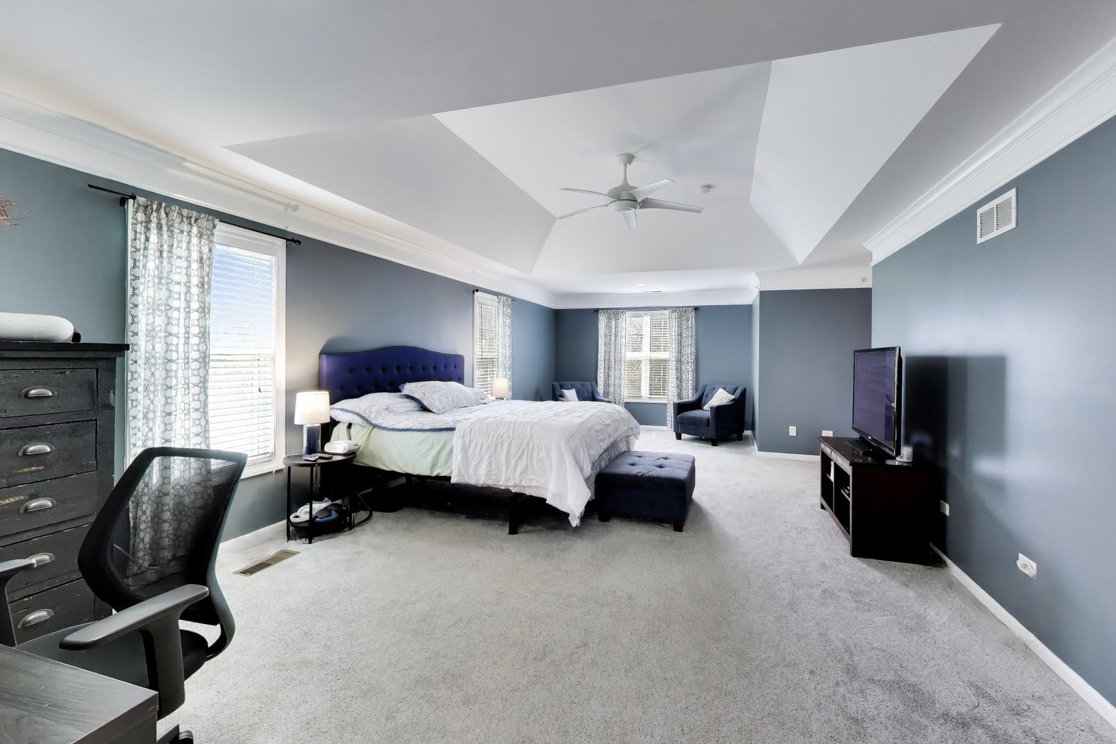 5667 Notting Hill Road Property Photo 15