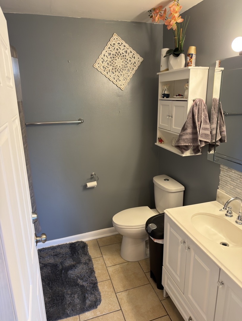 727 Superior Street Property Photo 25