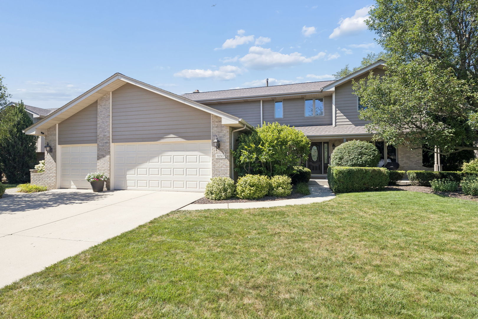8130 Edgebrook Lane Property Photo 1