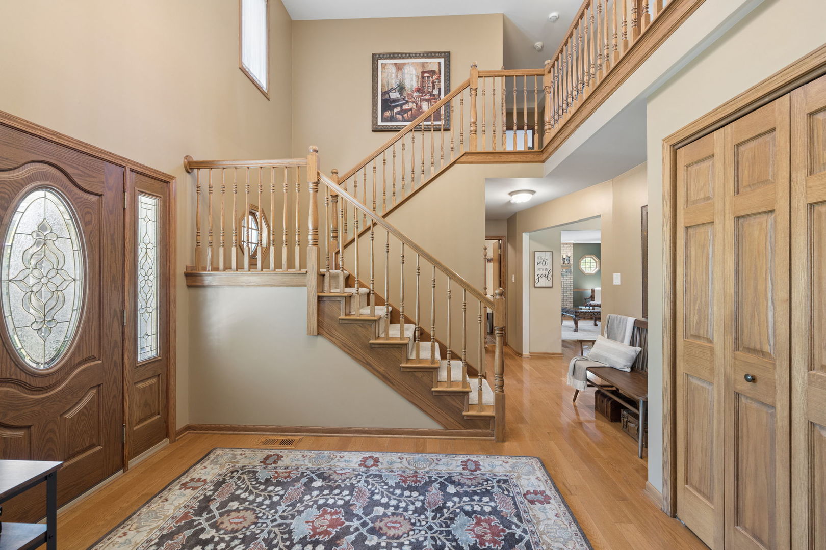 8130 Edgebrook Lane Property Photo 3