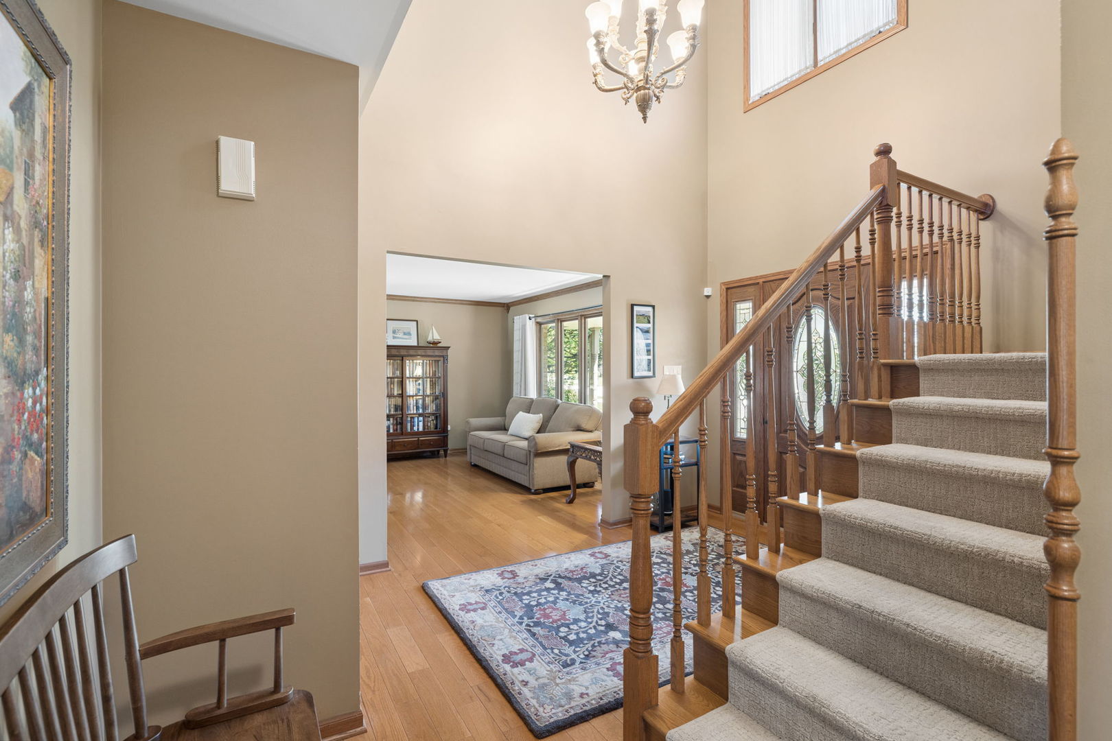 8130 Edgebrook Lane Property Photo 4