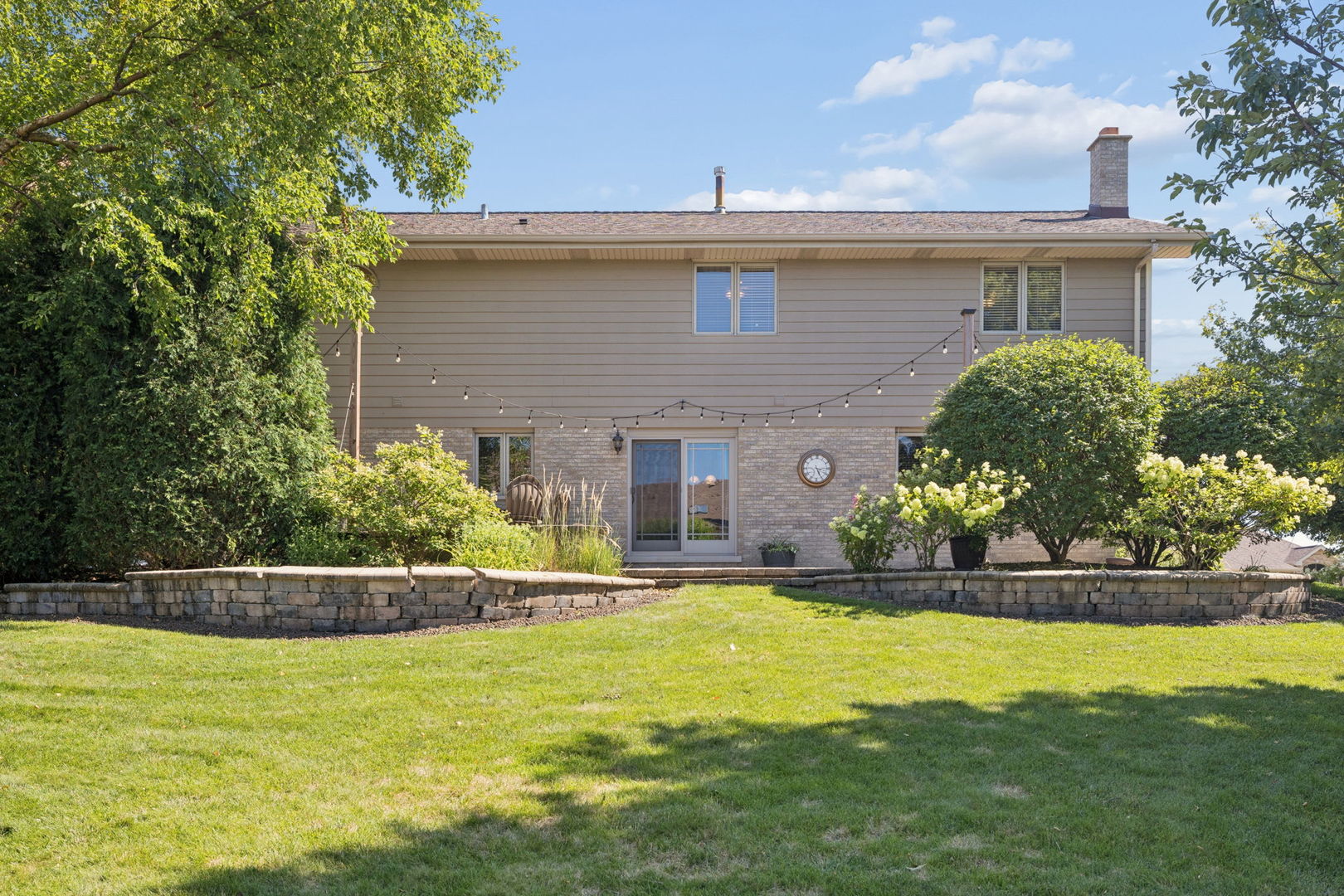 8130 Edgebrook Lane Property Photo 35