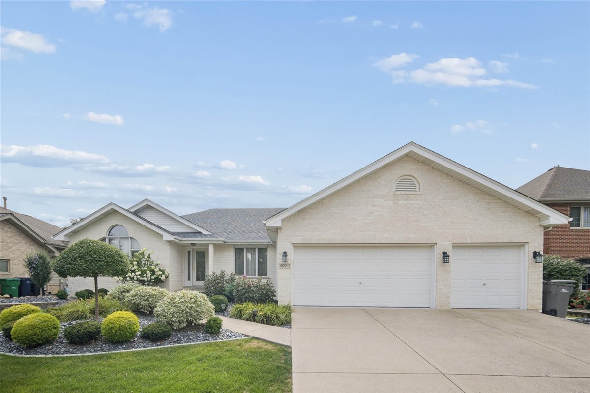 18220 Hidden Valley Cove Property Photo
