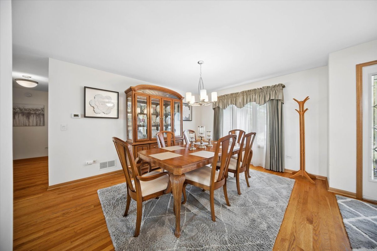 18220 Hidden Valley Cove Property Photo 4