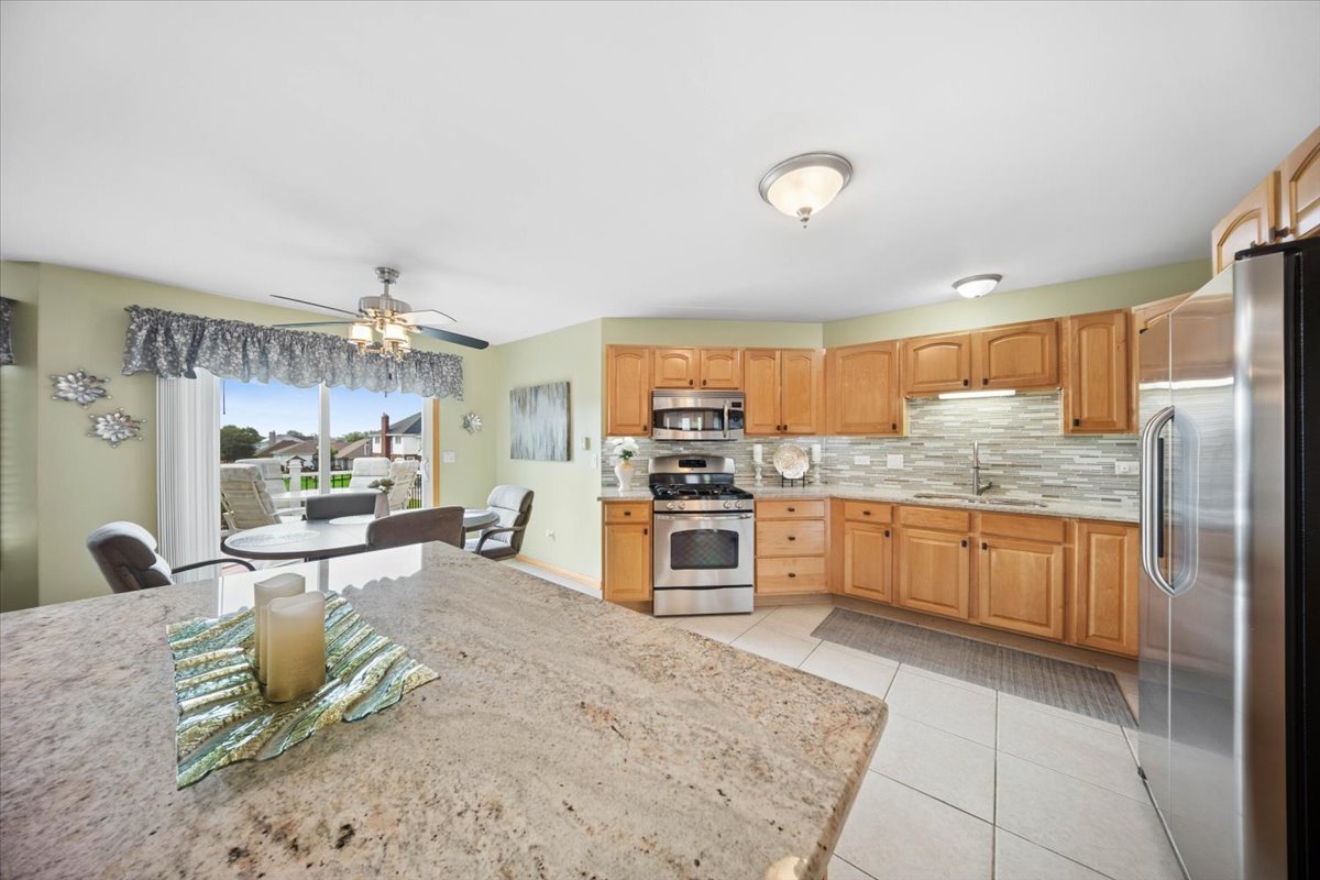 18220 Hidden Valley Cove Property Photo 5