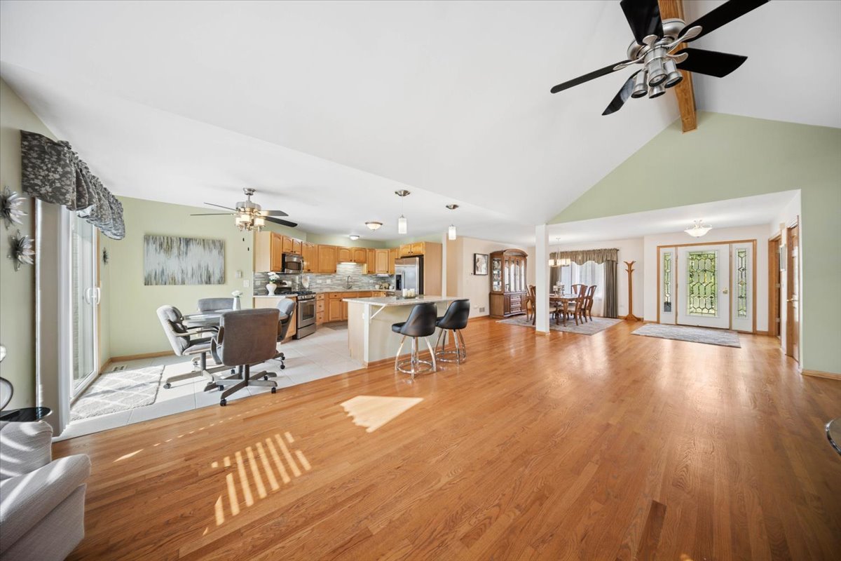 18220 Hidden Valley Cove Property Photo 10