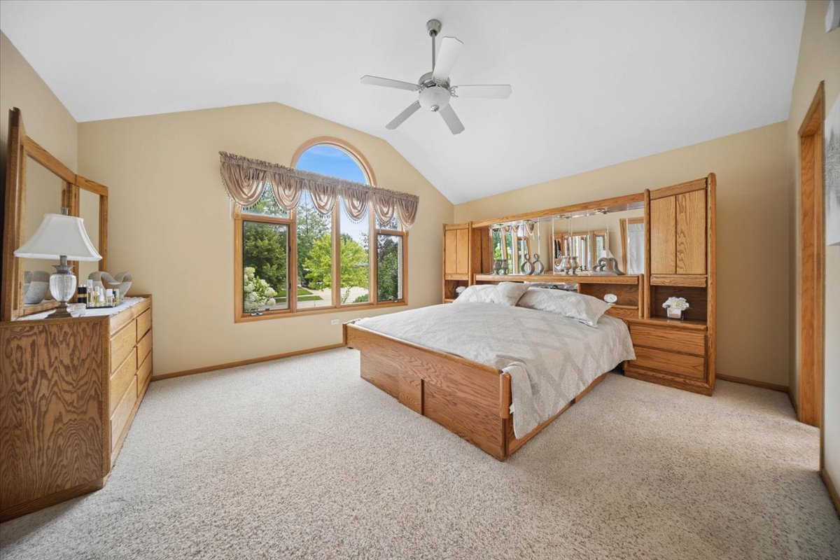 18220 Hidden Valley Cove Property Photo 13