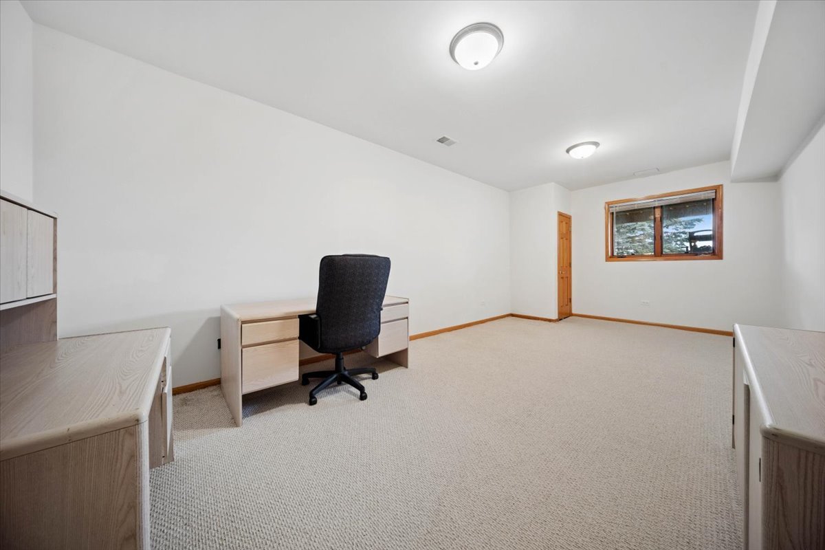 18220 Hidden Valley Cove Property Photo 26