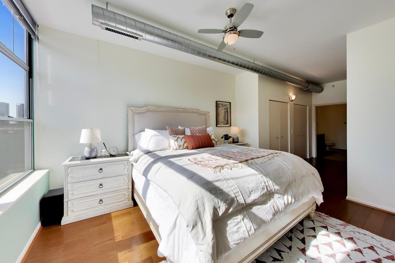 1200 W Monroe Street 502 Property Photo 13