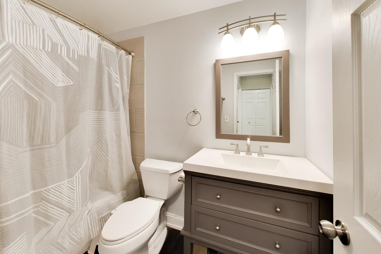 558 Glacier Trail Property Photo 8