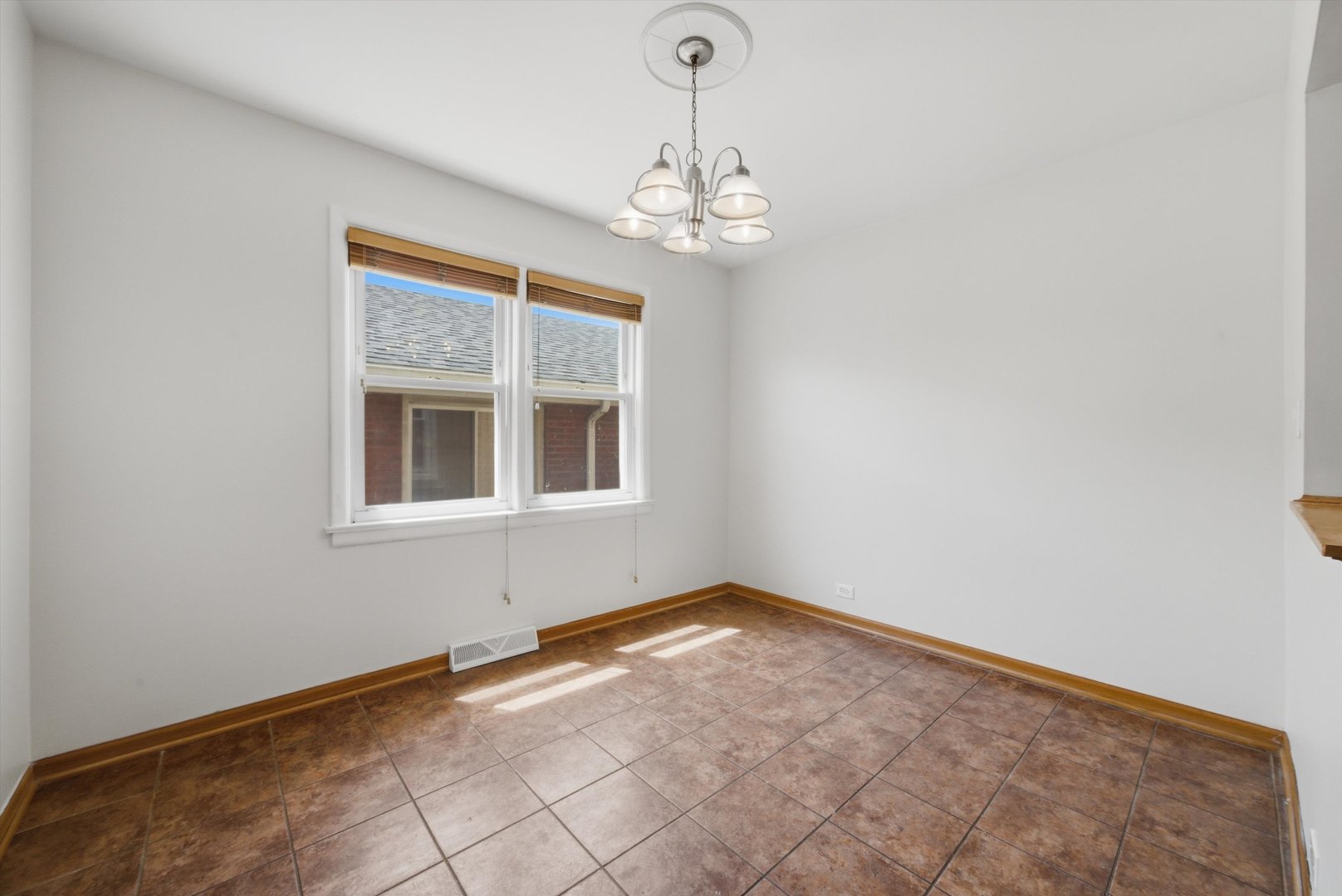 5134 S Laporte Avenue Property Photo 17