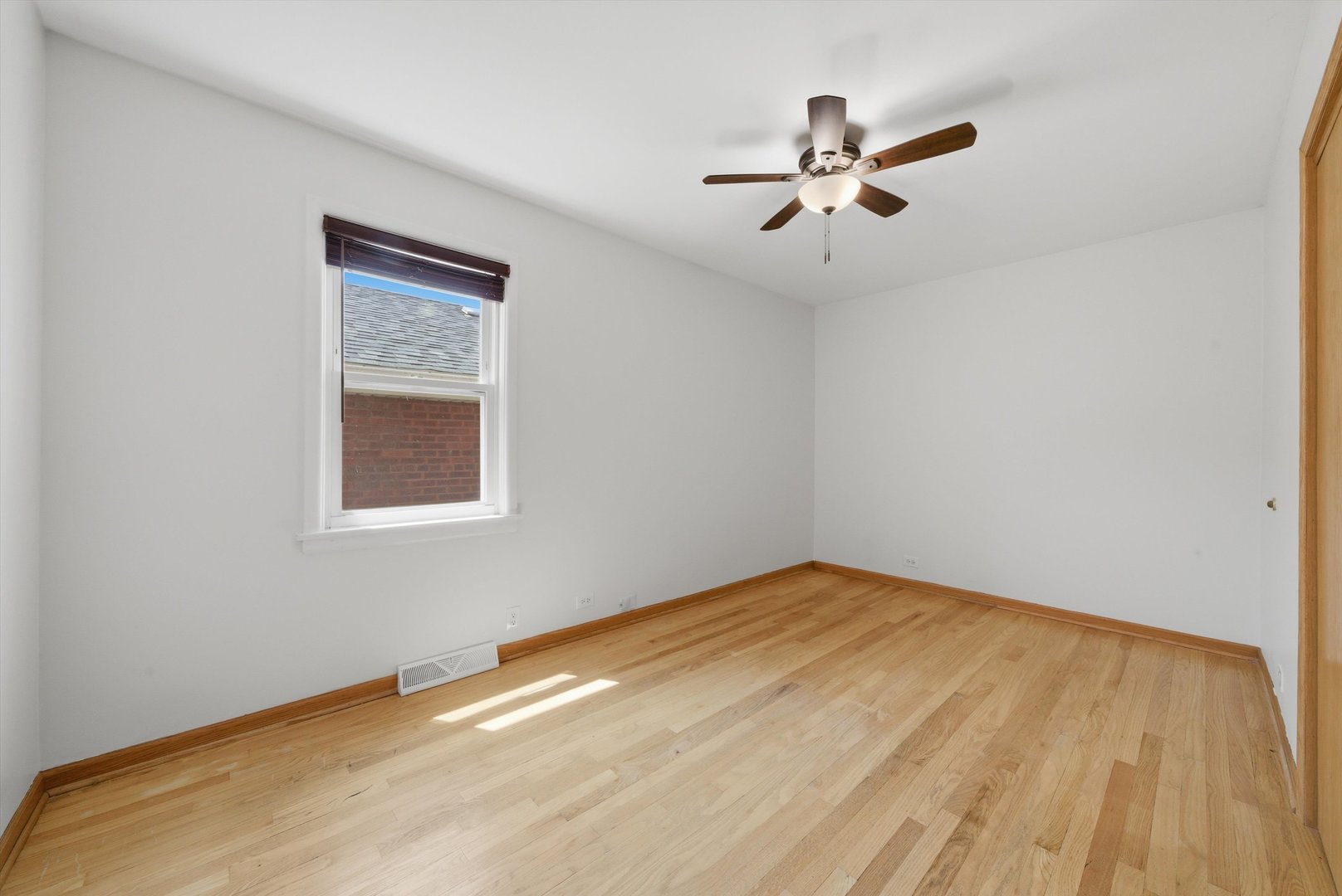 5134 S Laporte Avenue Property Photo 20