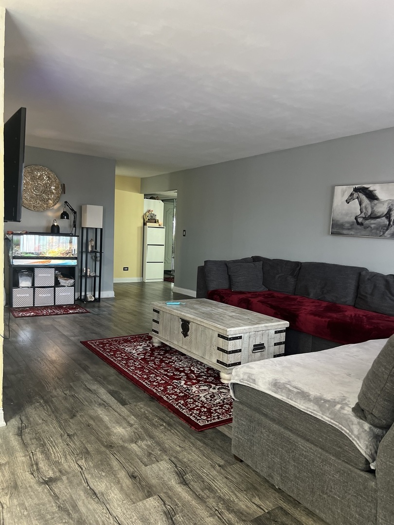 9355 Landings Lane 301 Property Photo 10