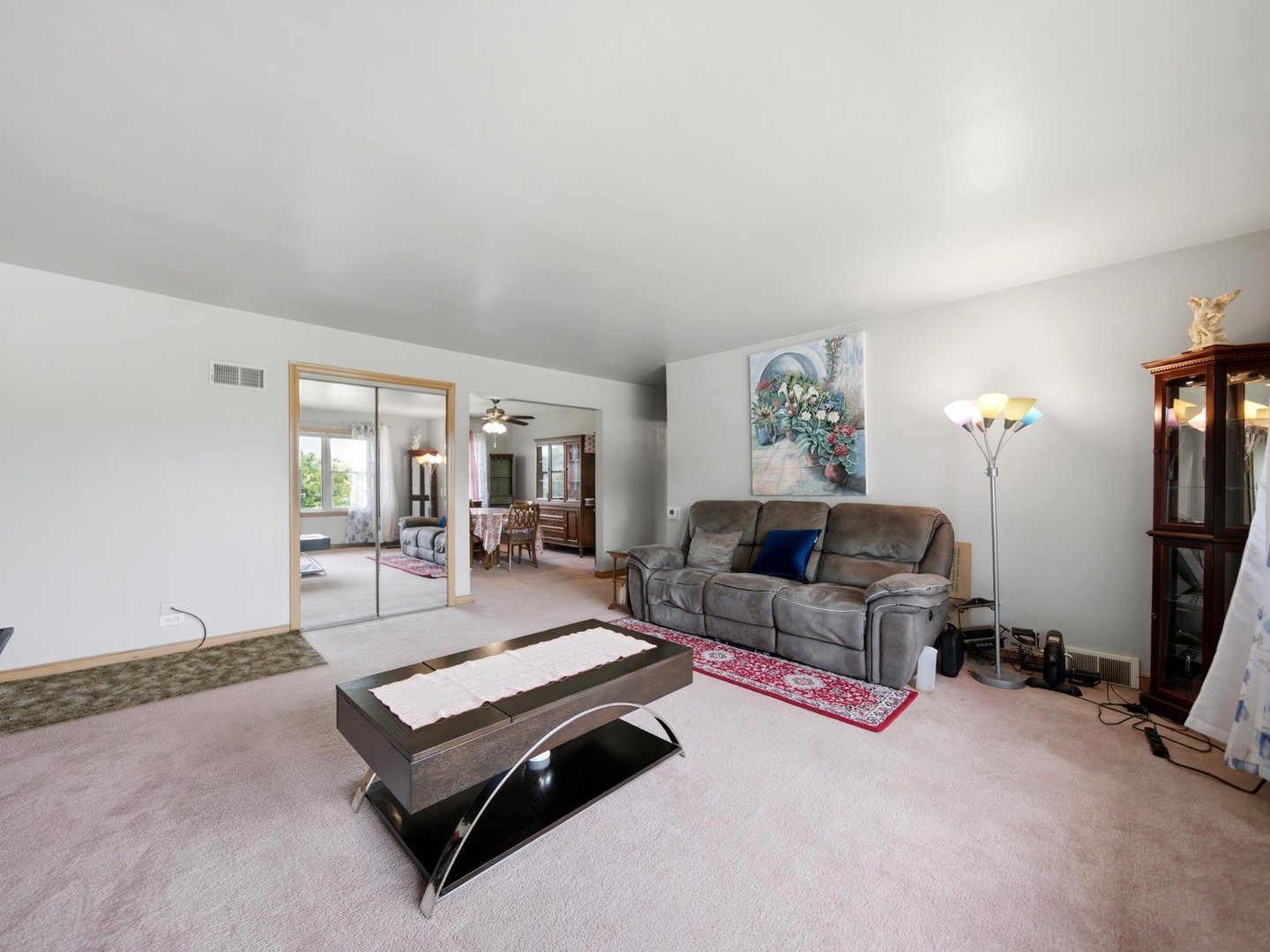 1421 Balmoral Avenue 2s Property Photo 4