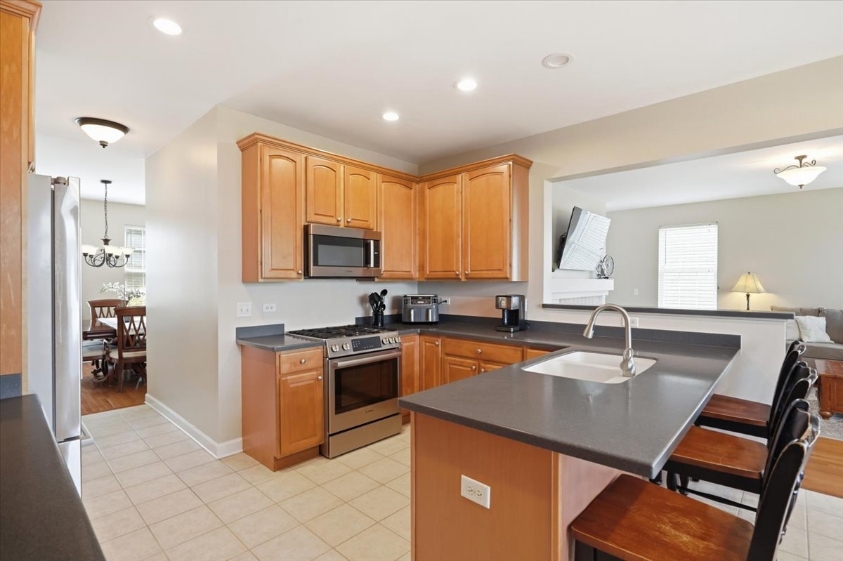 2835 Liberty Lakes Boulevard Property Photo 7