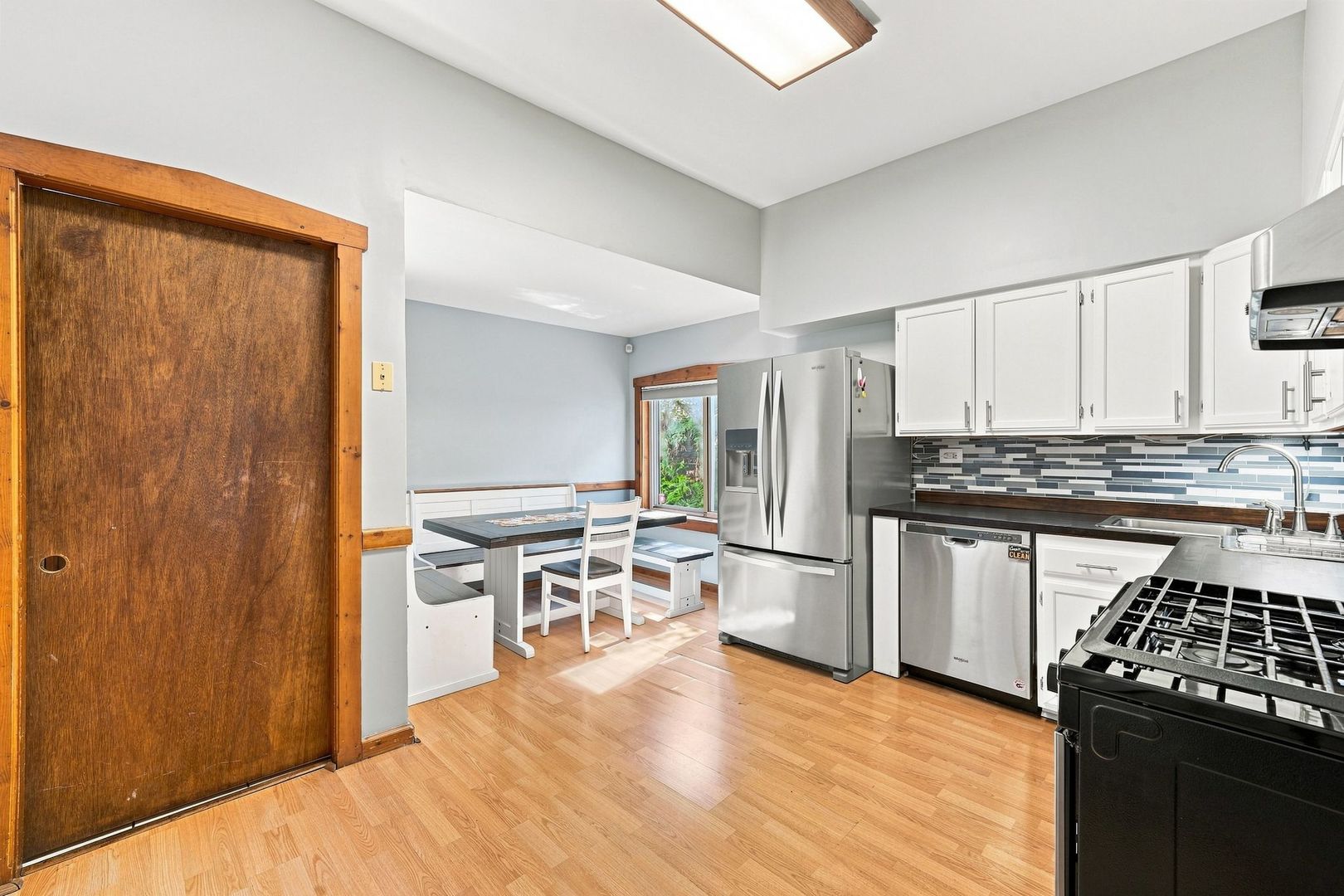 2325 W 41st Street Property Photo 5