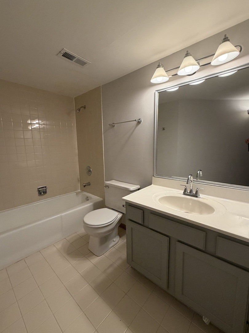 17242 Ridgeland Avenue 1n Property Photo 19