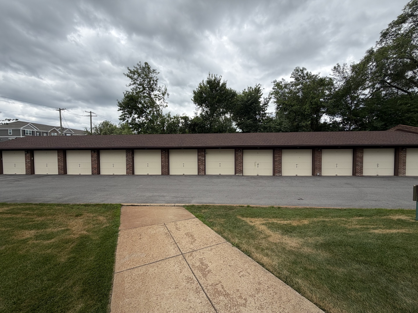 17242 Ridgeland Avenue 1n Property Photo 23