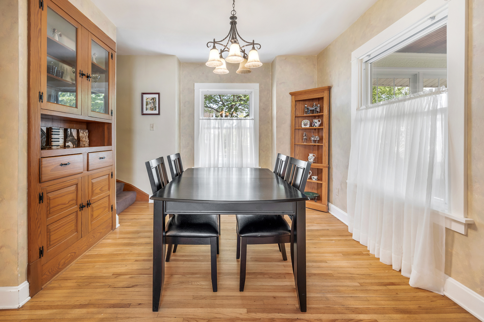 309 S 6th Street Property Photo 4