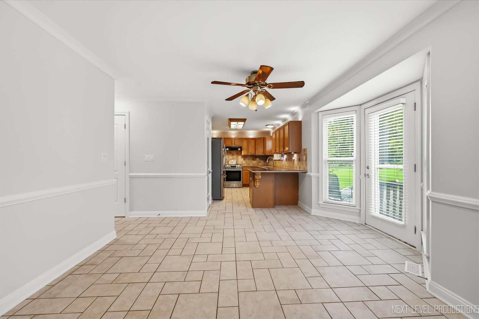 900 White Oak Drive Property Photo 10