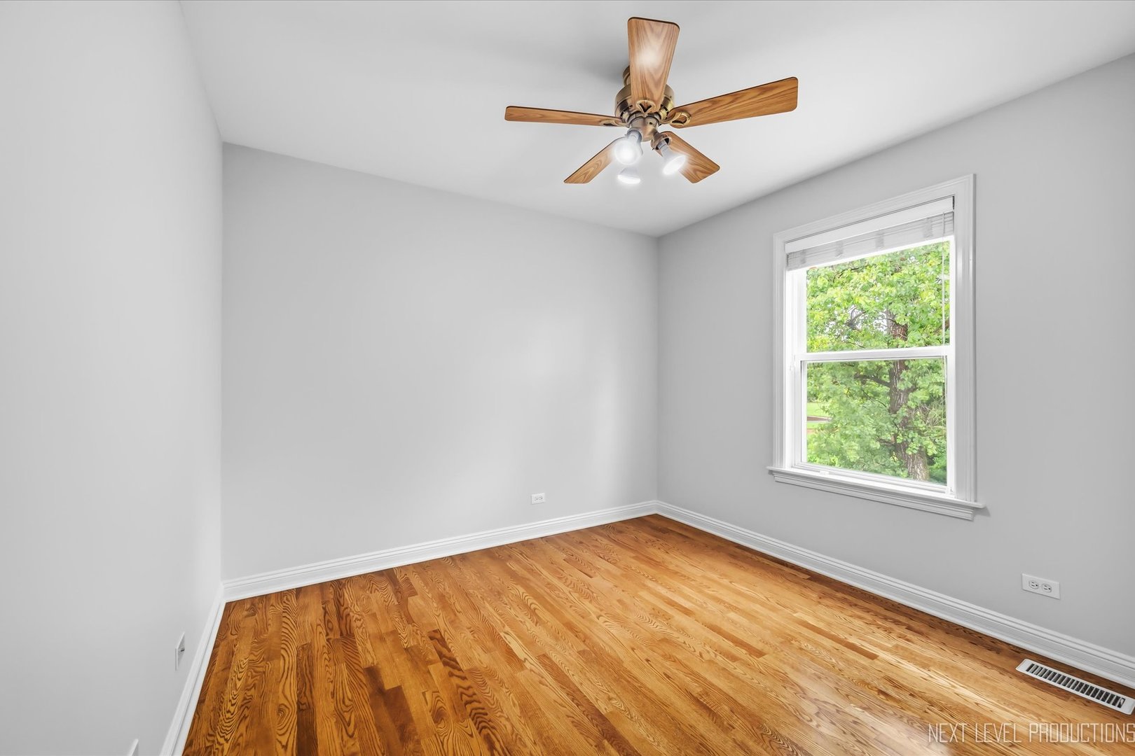 900 White Oak Drive Property Photo 25