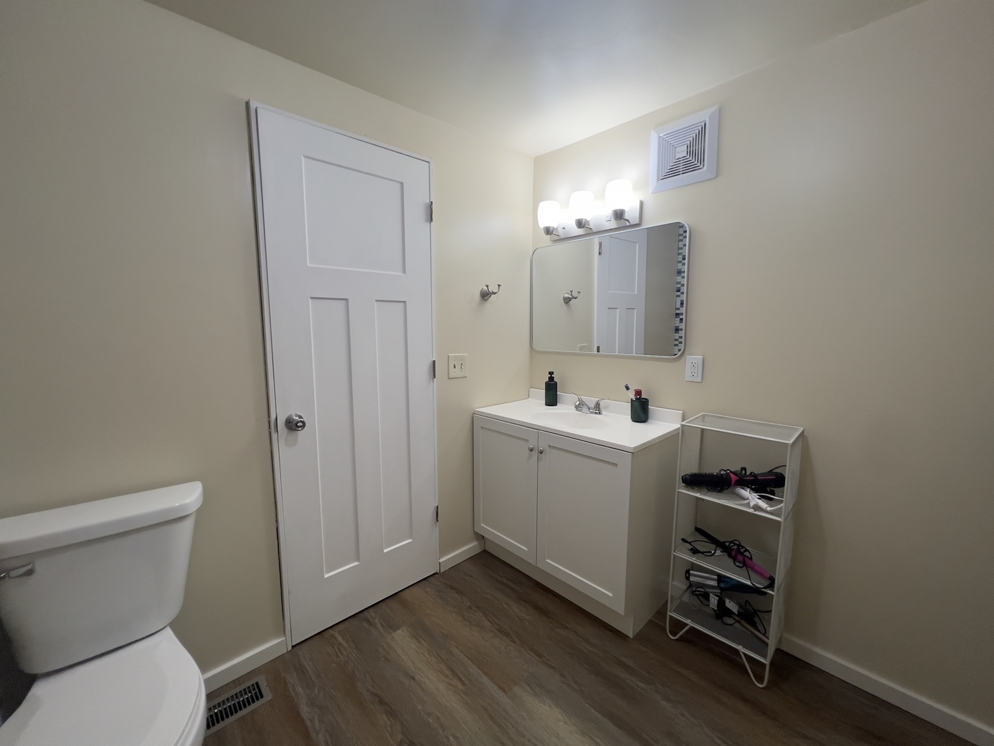 1094 Testa Drive Property Photo 18