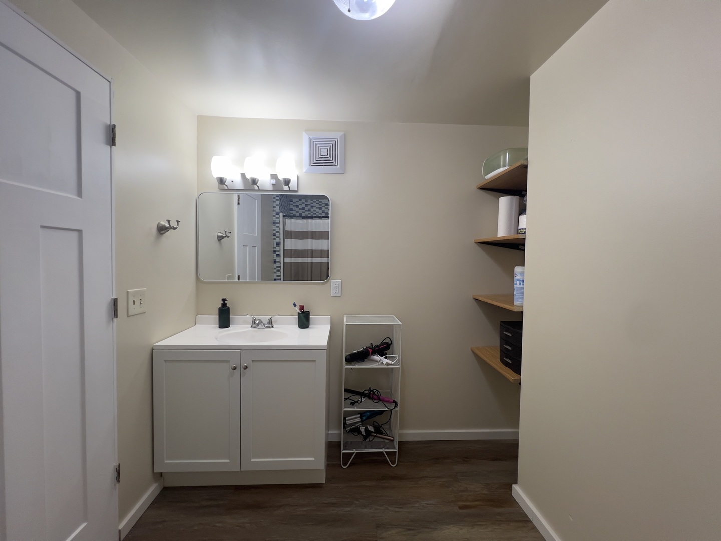 1094 Testa Drive Property Photo 19